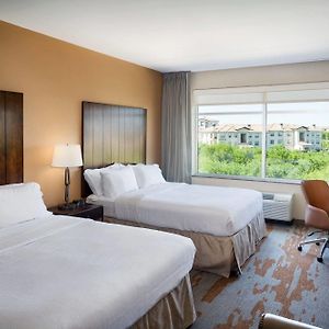 Standard Room Two Queen Beds